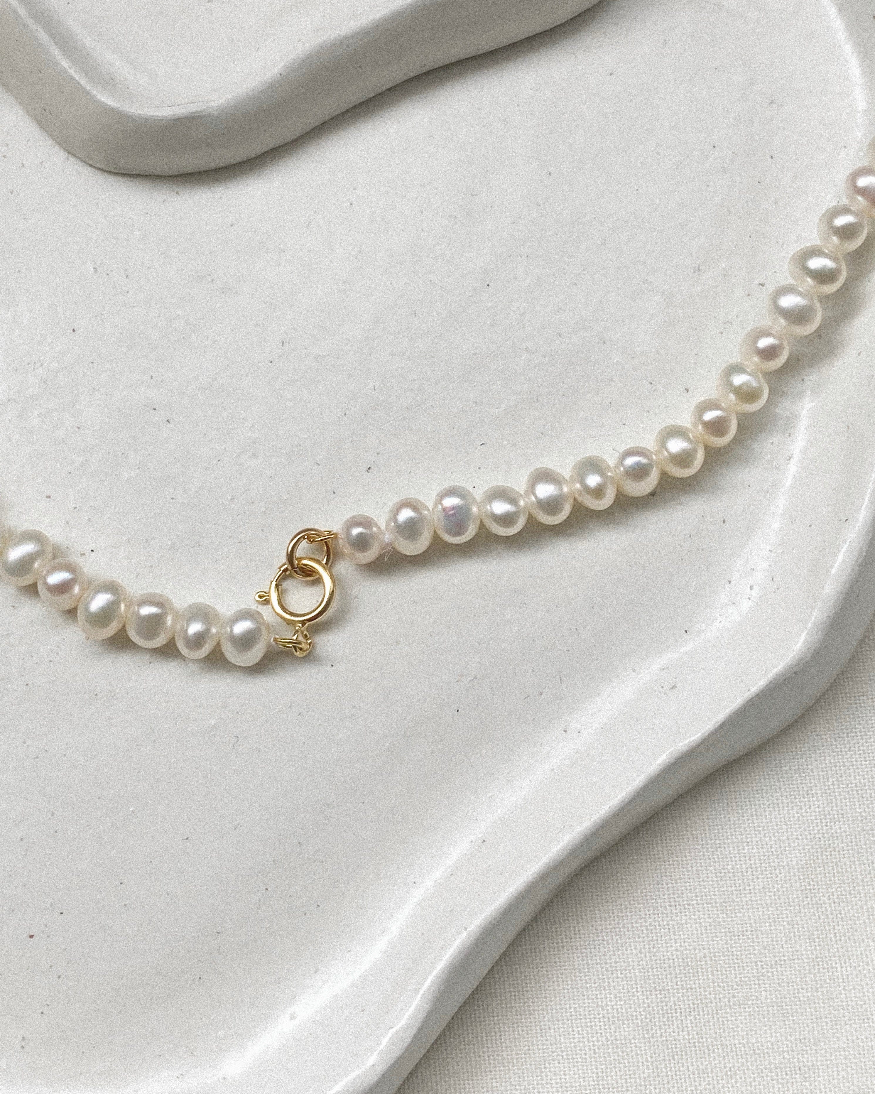 Adeline Single Row Pearl Choker - Image 3