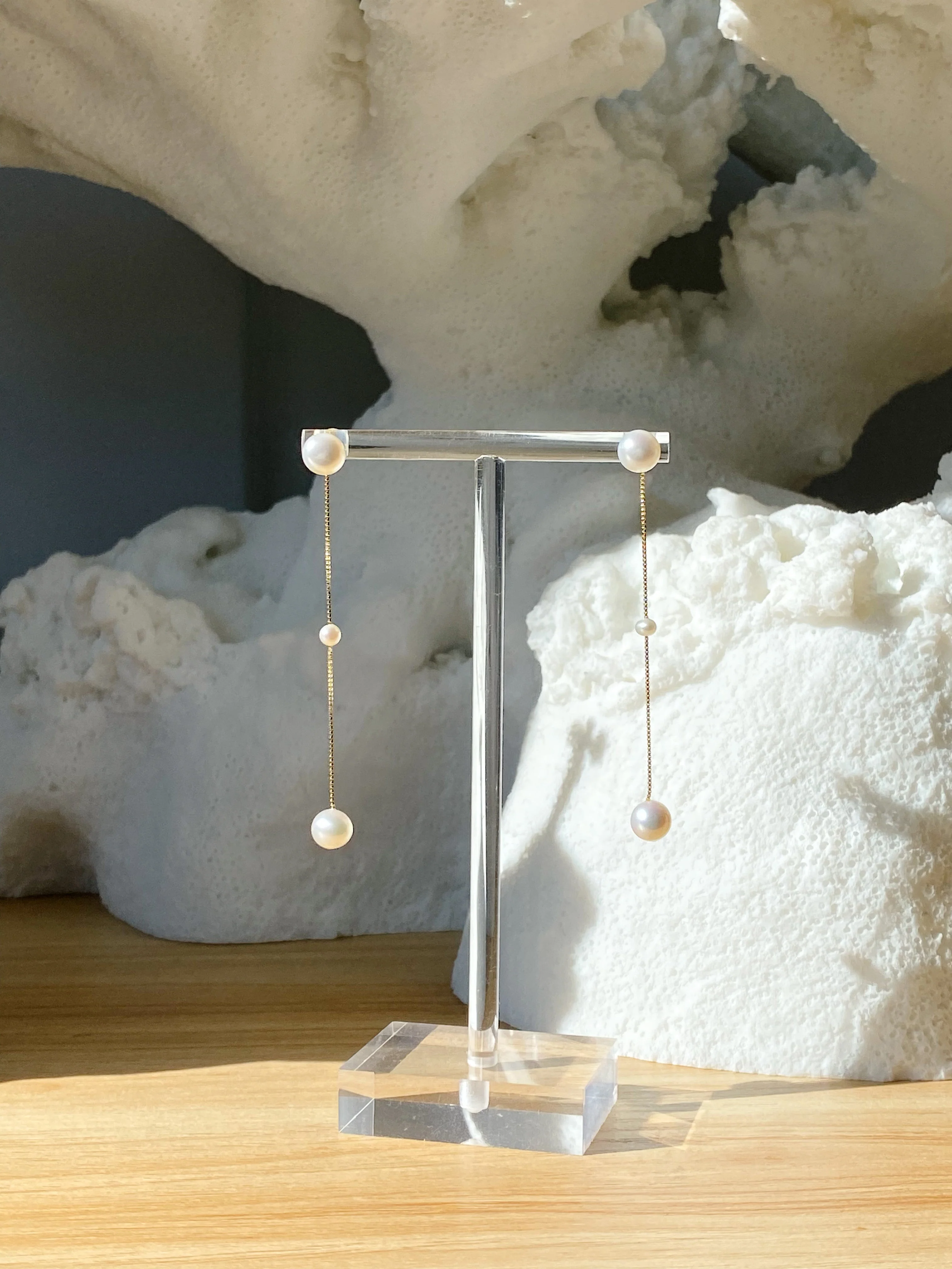 Amara Pearl Earrings - Image 4