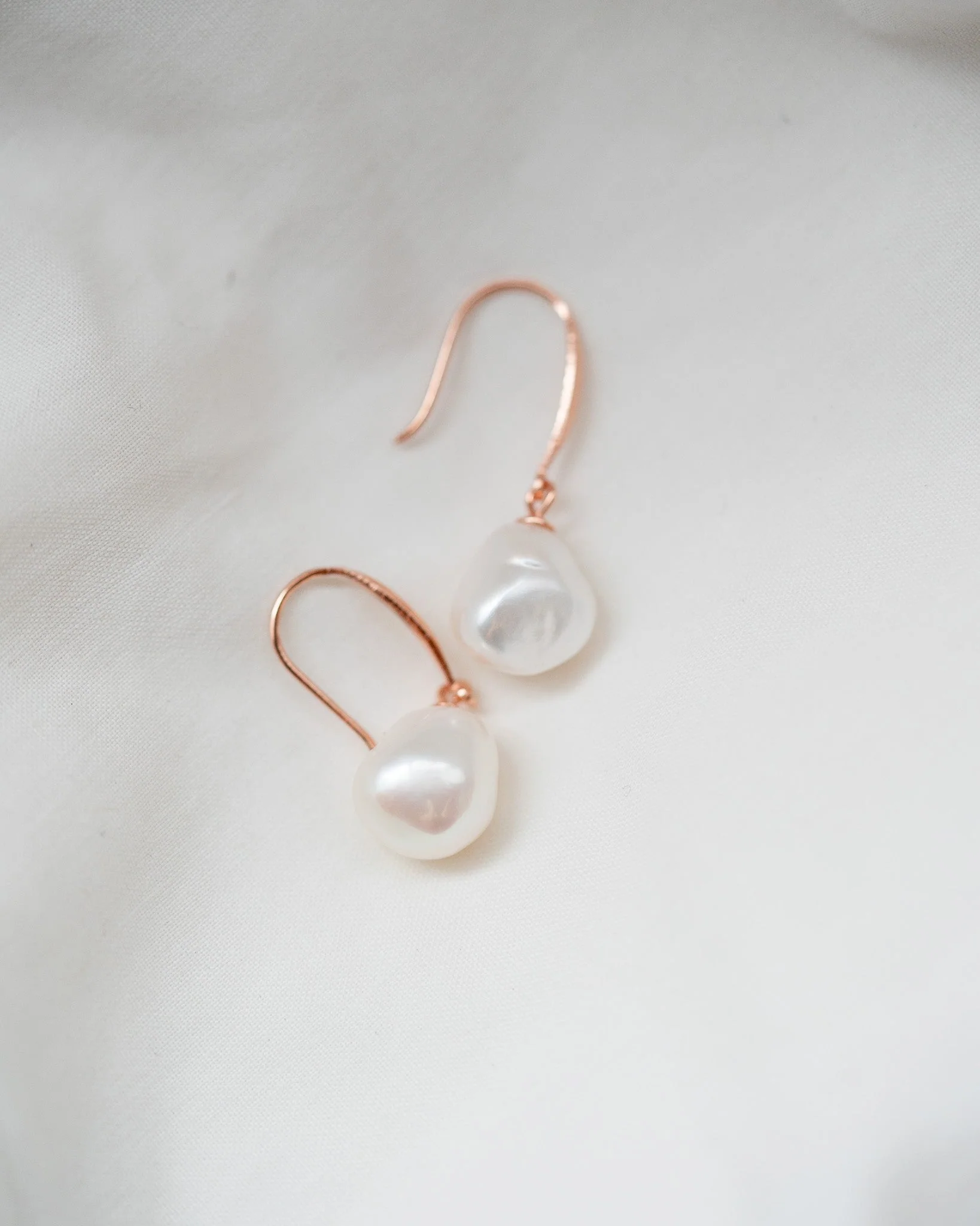 Audrey I Pearl Earrings - Image 13