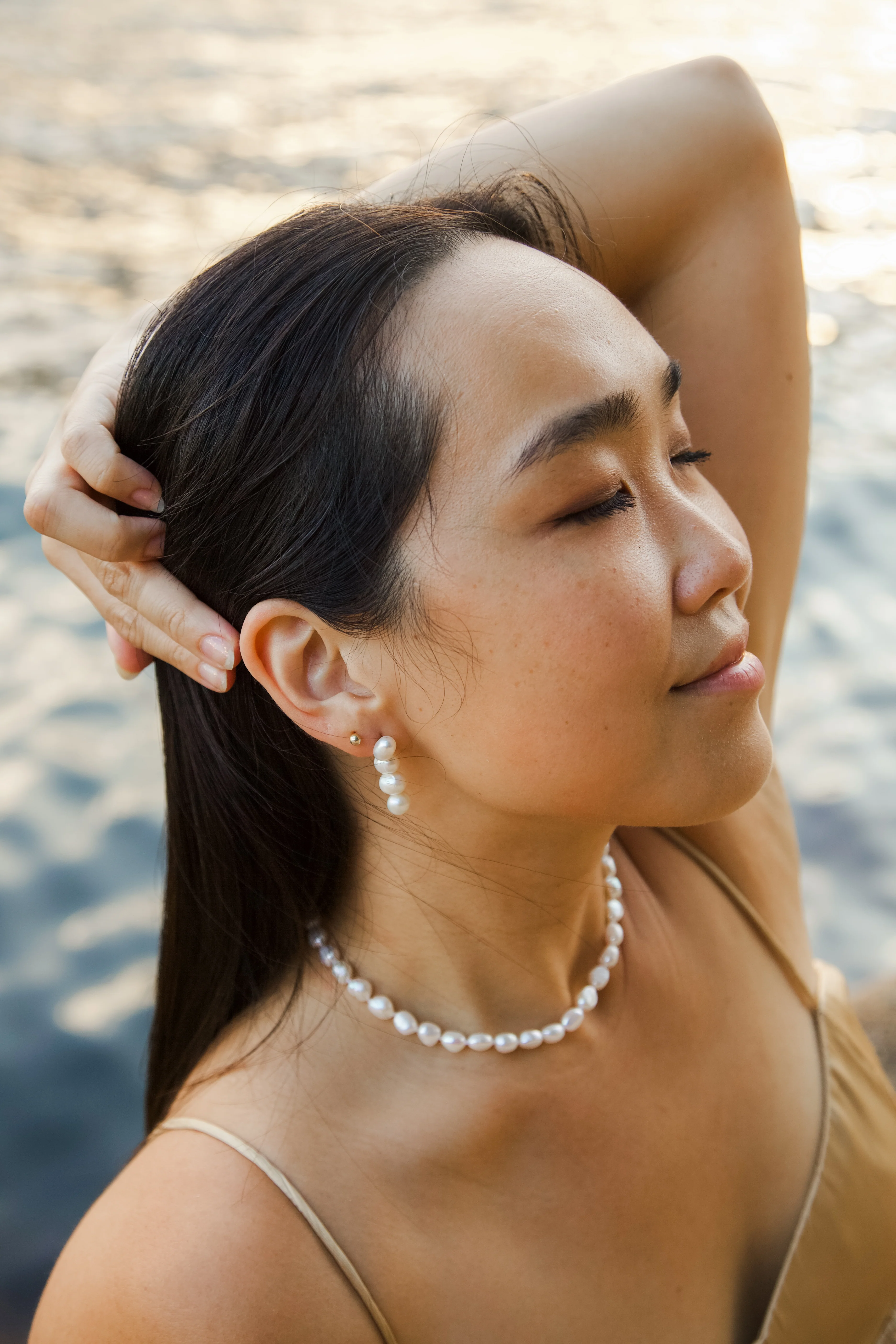 Catrina Pearl Earrings - Image 5