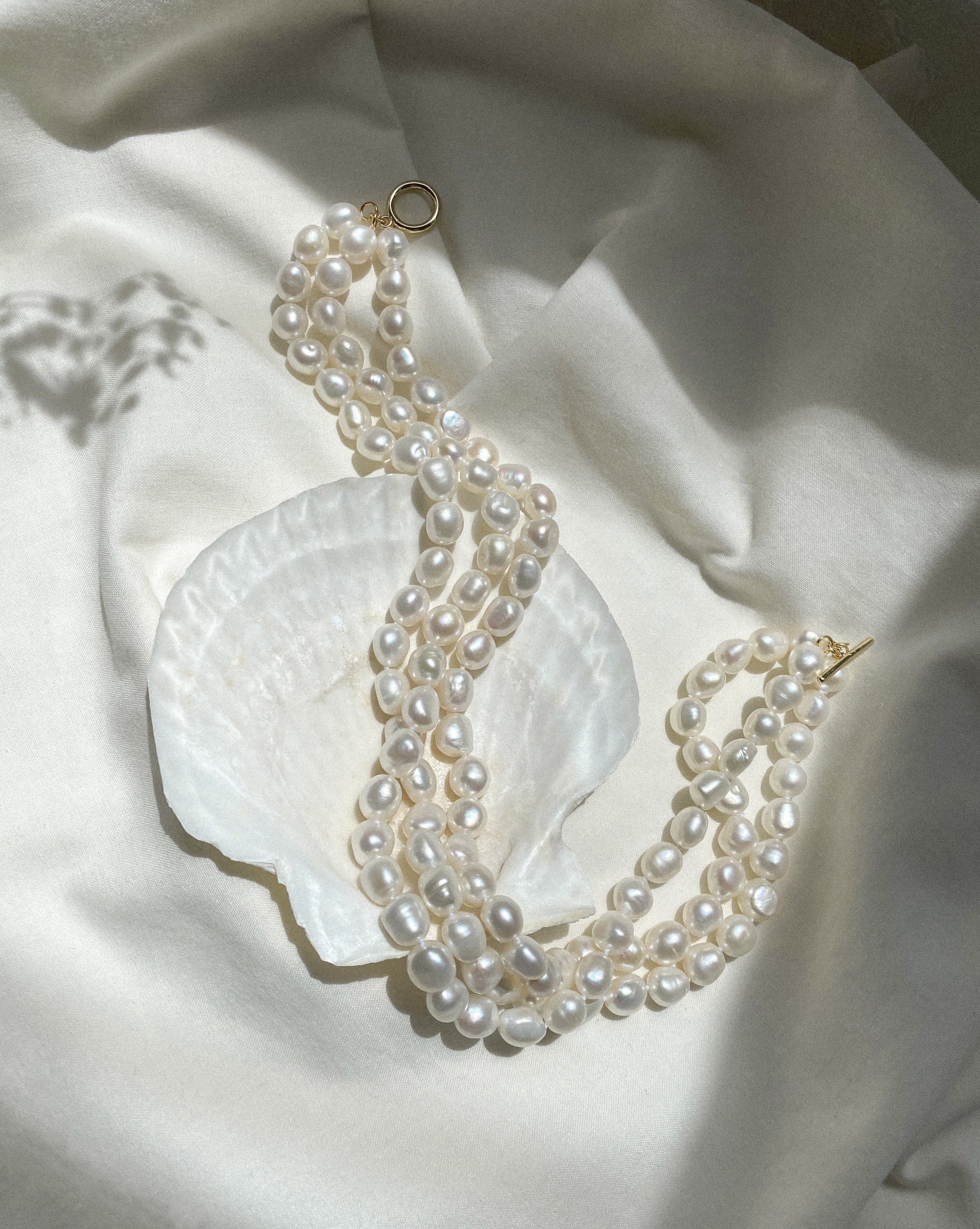 Elisse 3 Row Pearl Choker - Image 13