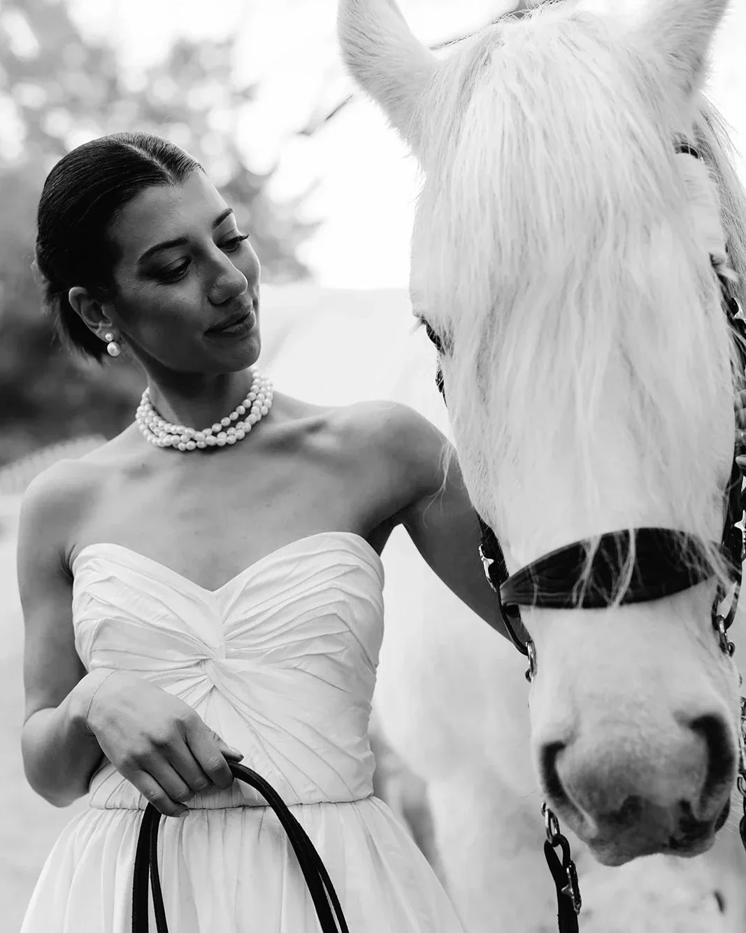 Elisse 3 Row Pearl Choker - Image 8