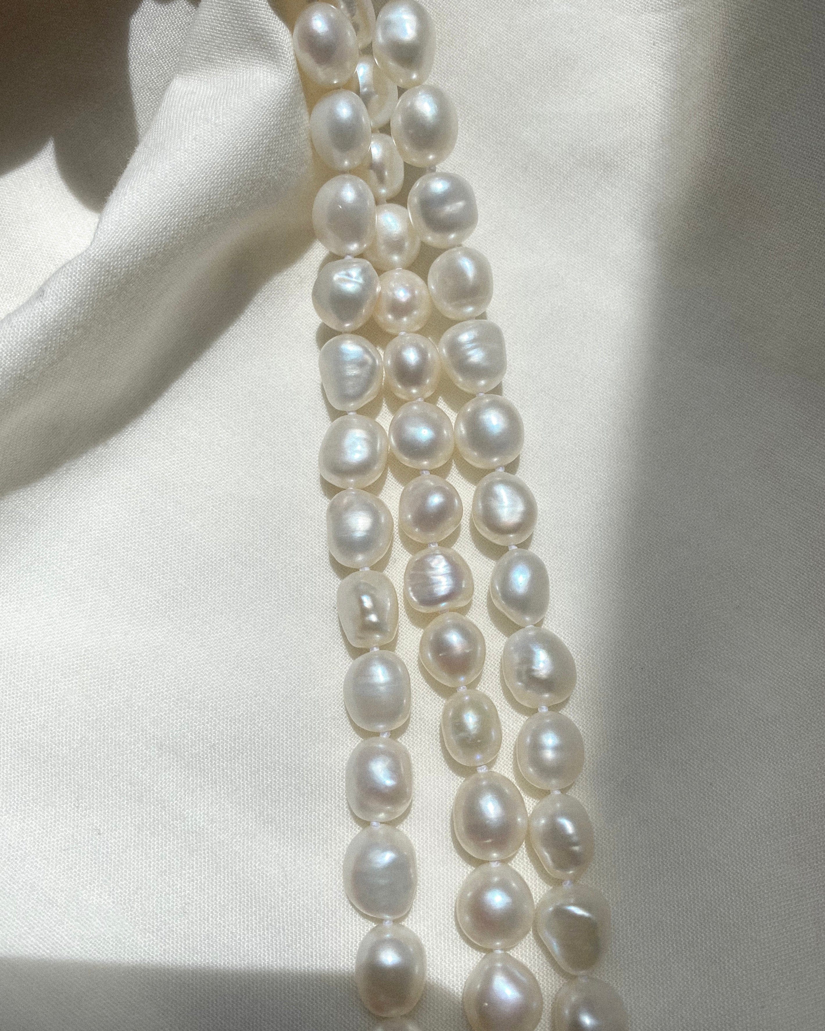 Elisse 3 Row Pearl Choker - Image 9