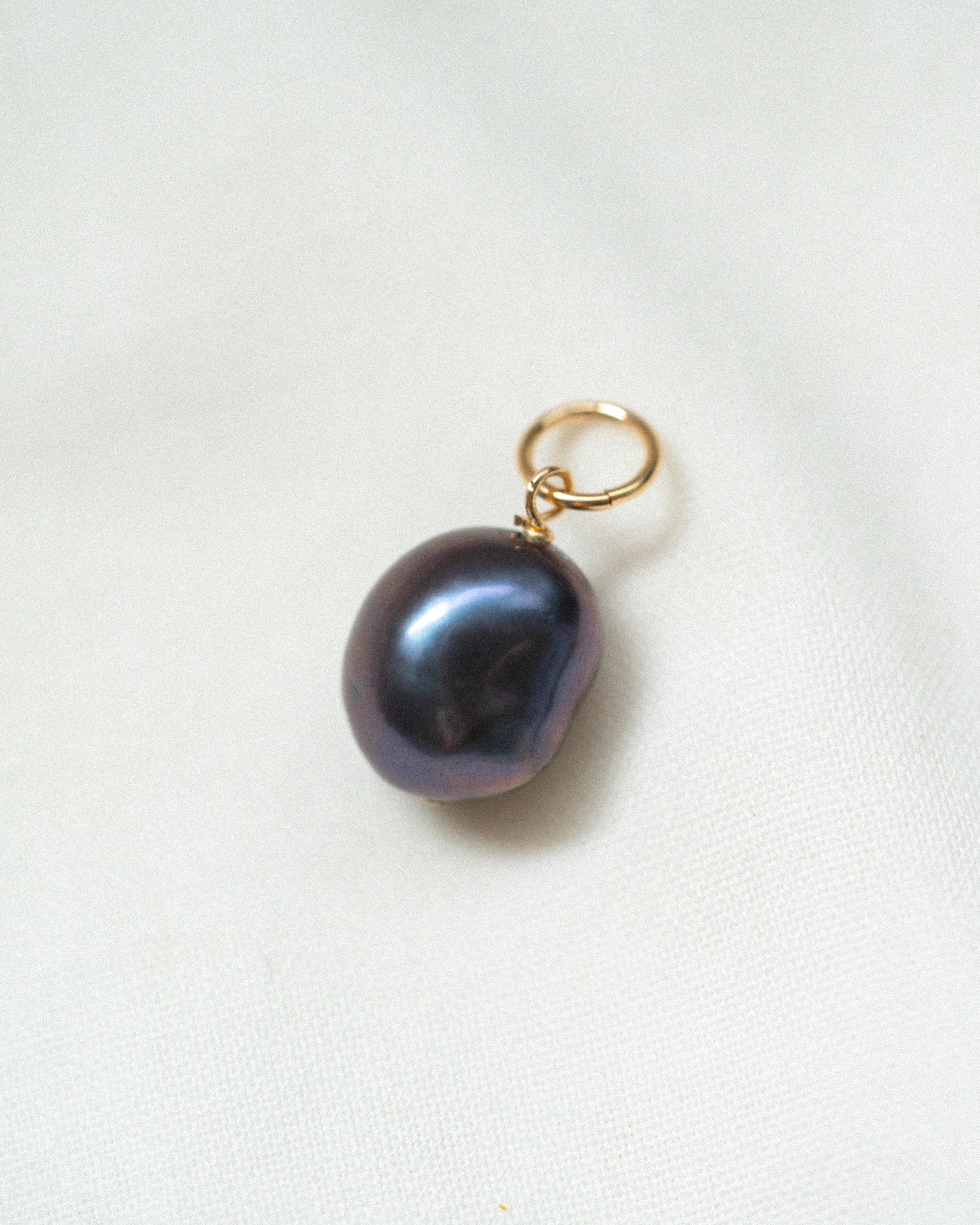 Elisse Pearl Pendant - Image 11