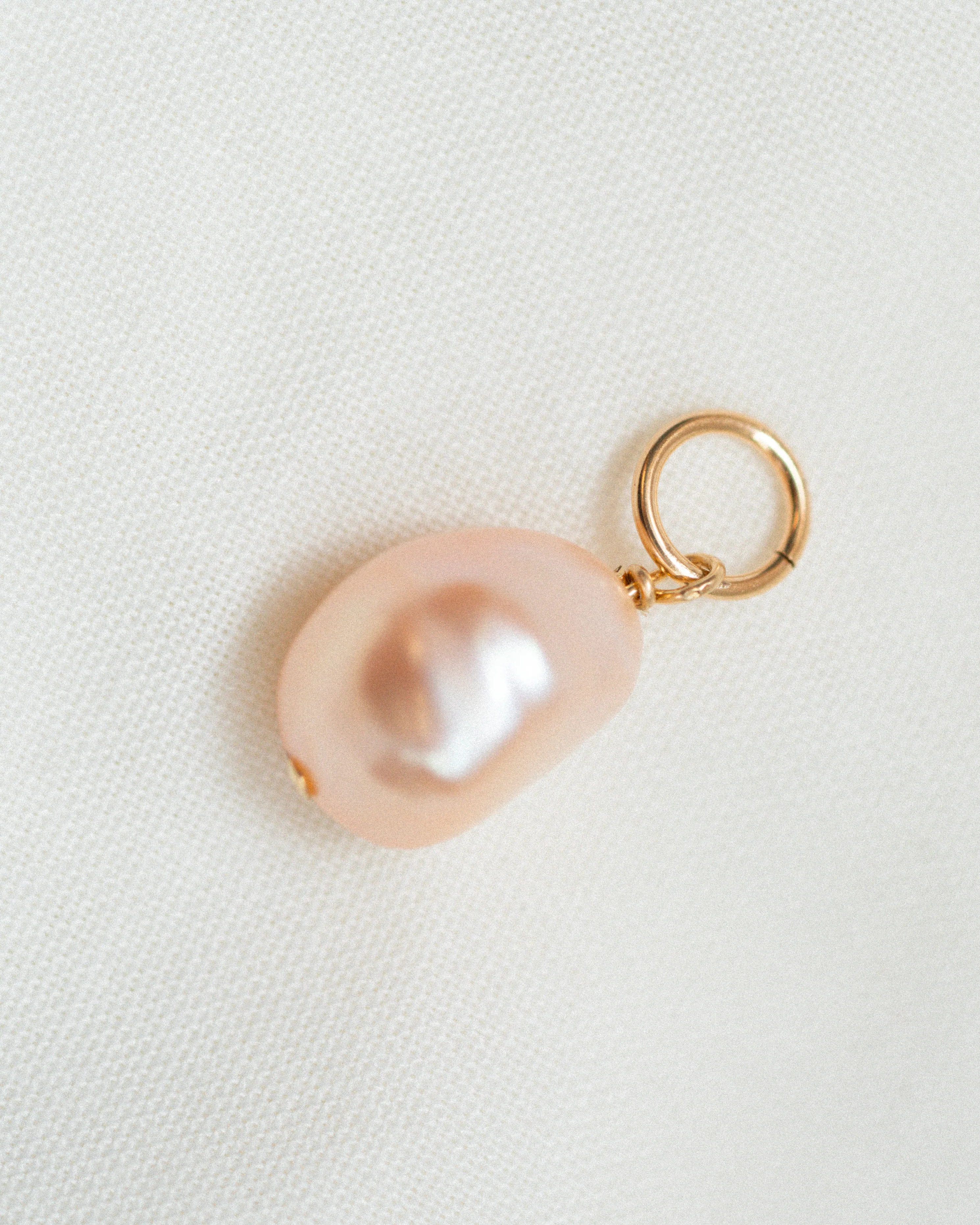 Elisse Pearl Pendant - Image 4