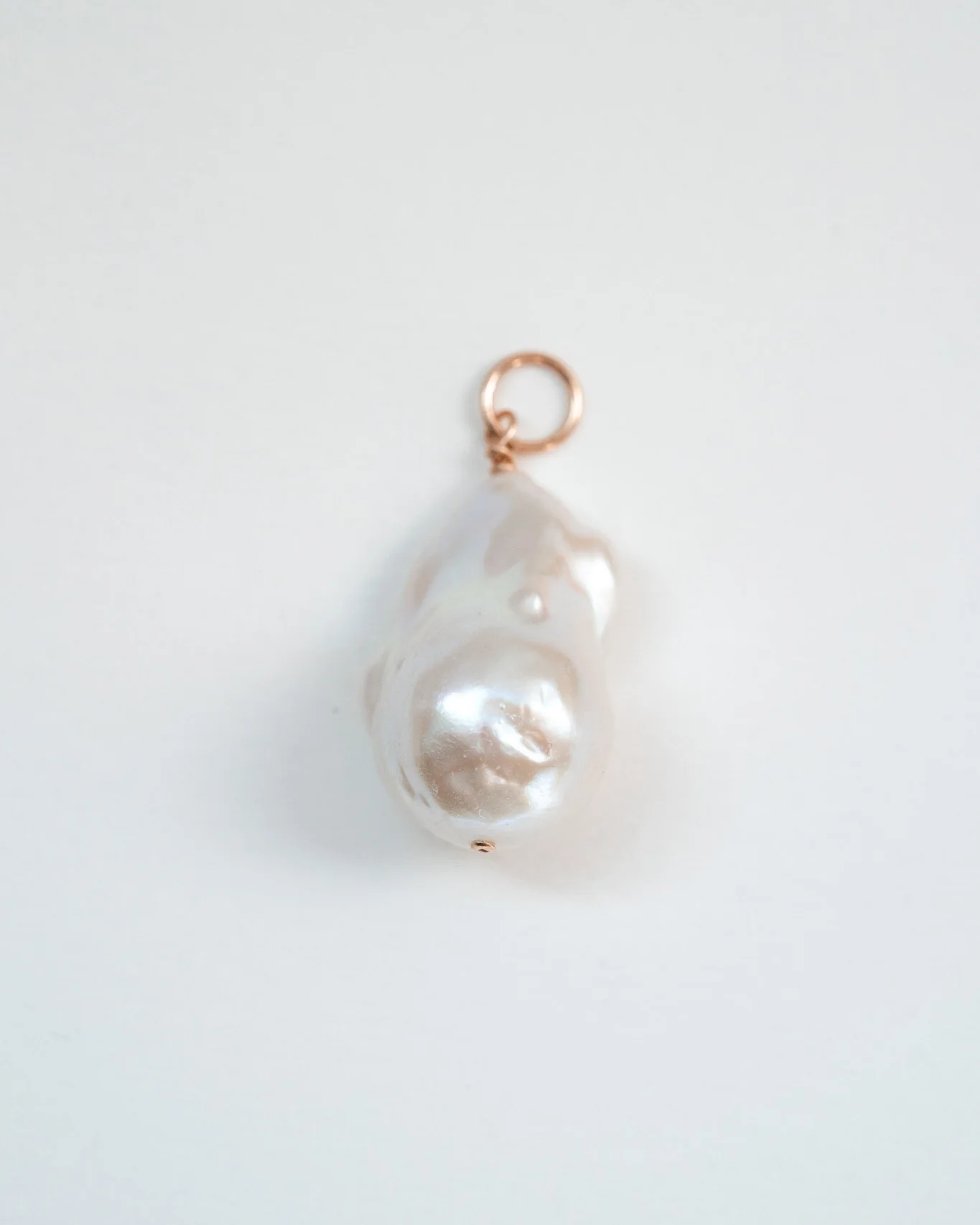 Morgana Pearl Pendants - Image 12