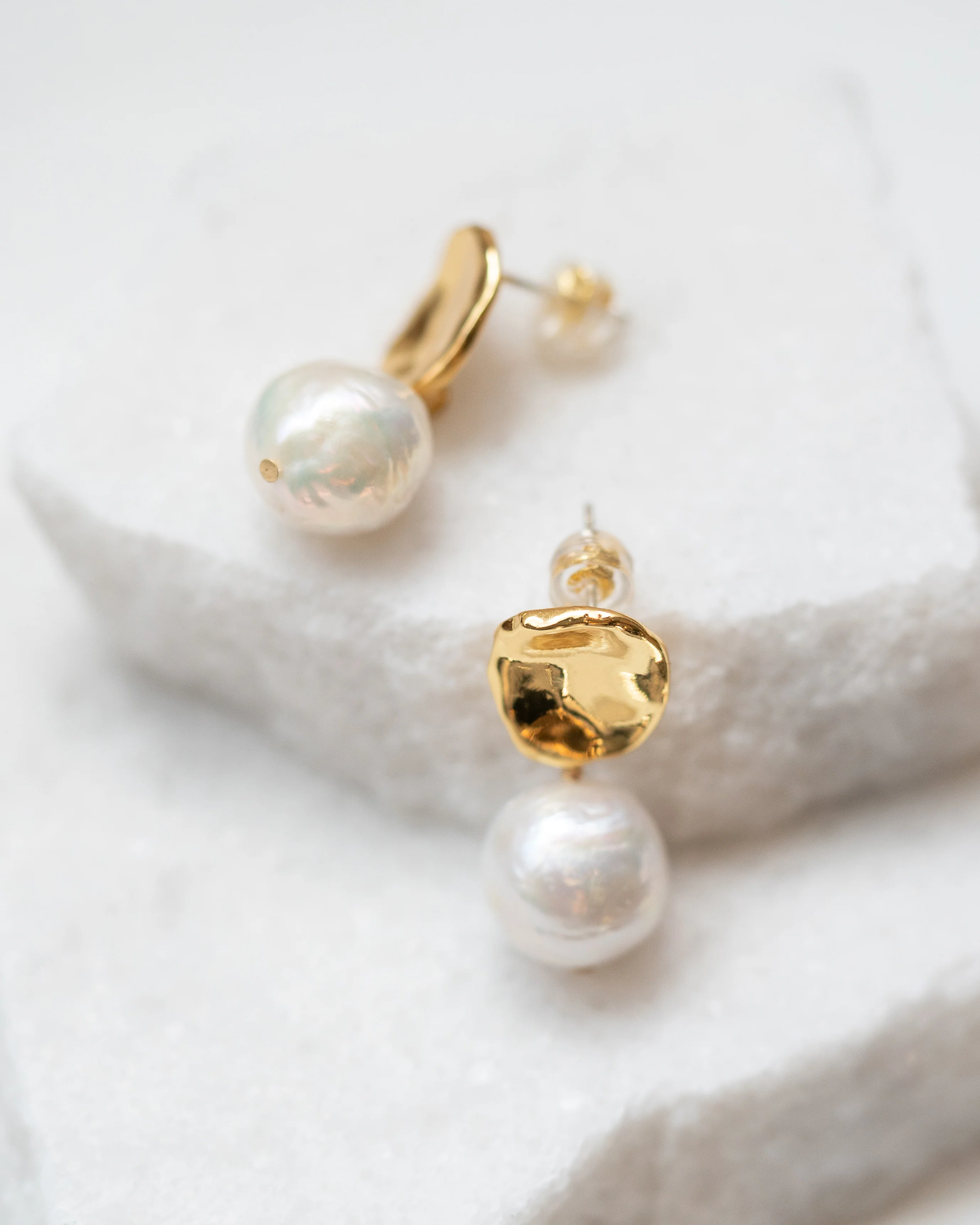 Jen Pearl Earrings - Image 8