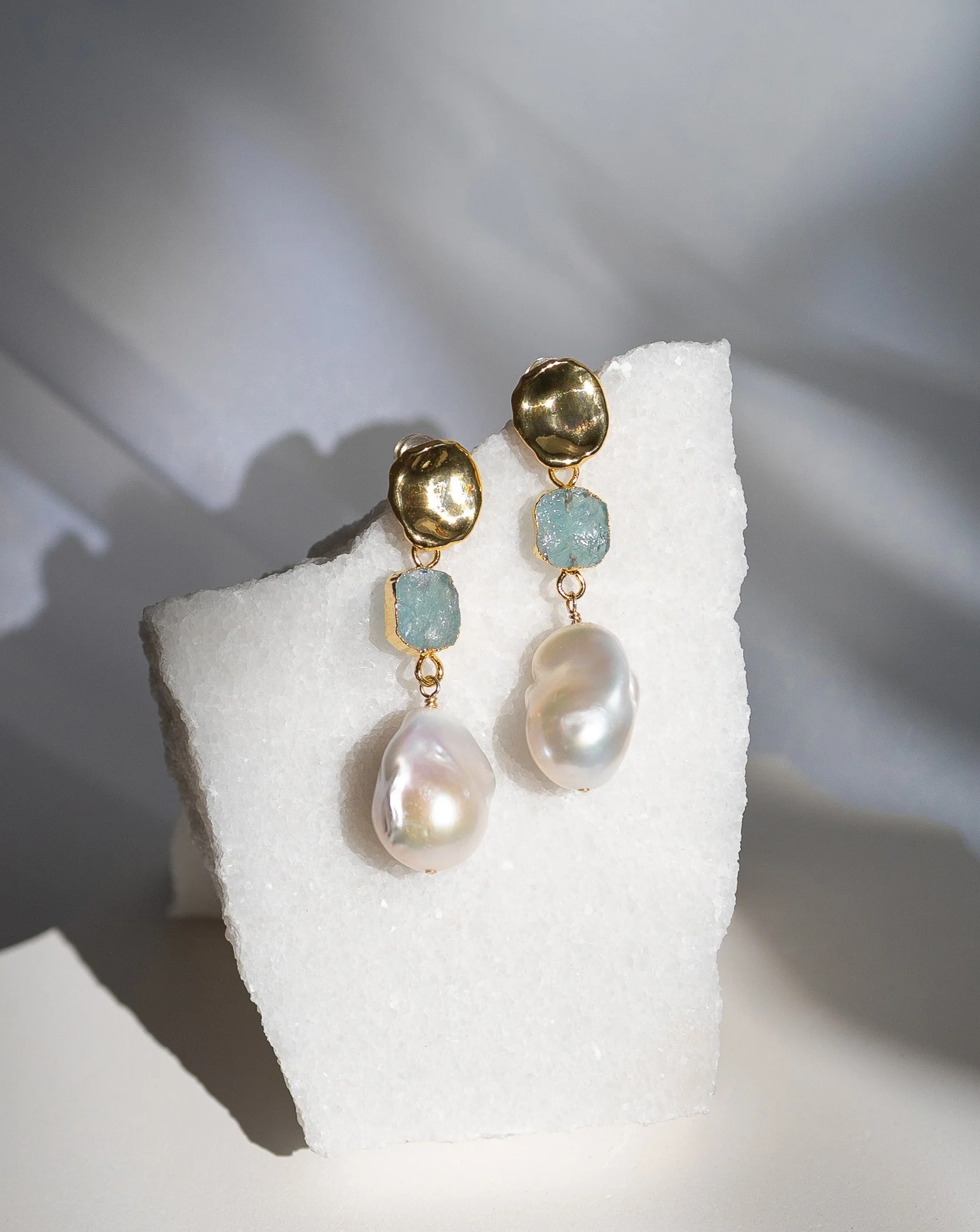 March Birthstone | Aquamarine Birthstones x Pearls Earrings - Image 8