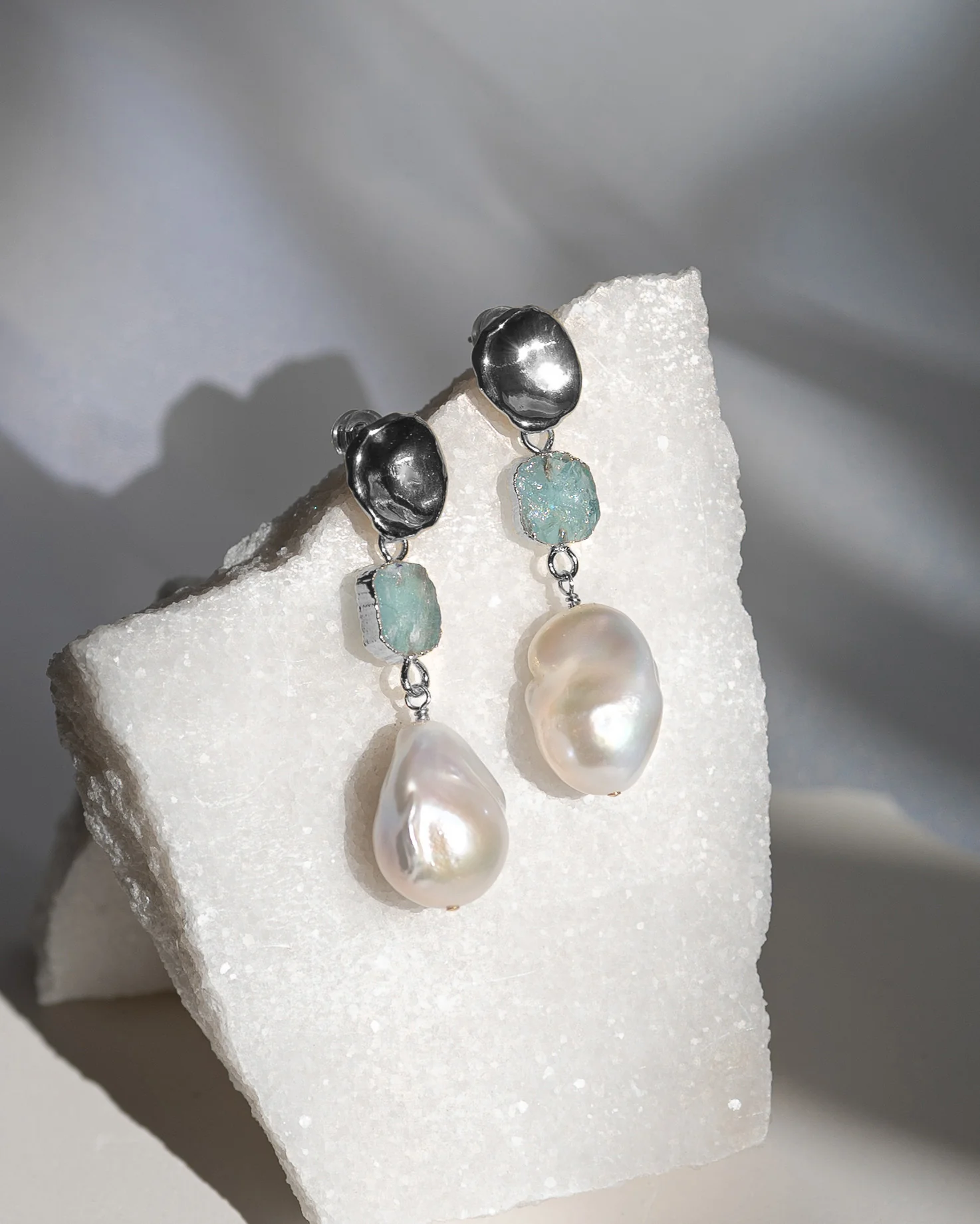 March Birthstone | Aquamarine Birthstones x Pearls Earrings - Image 9