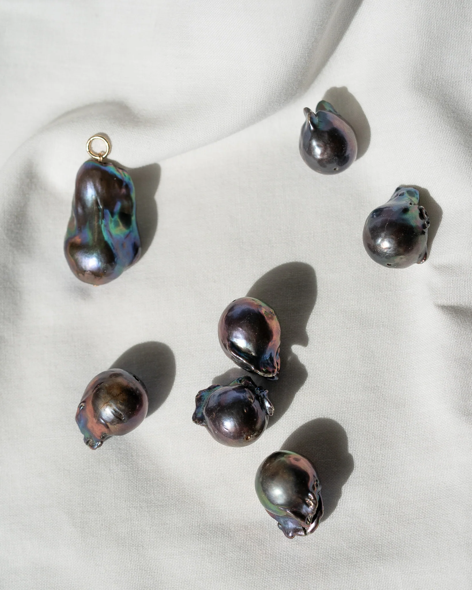 Morgana Black Pearl Pendants - Image 3