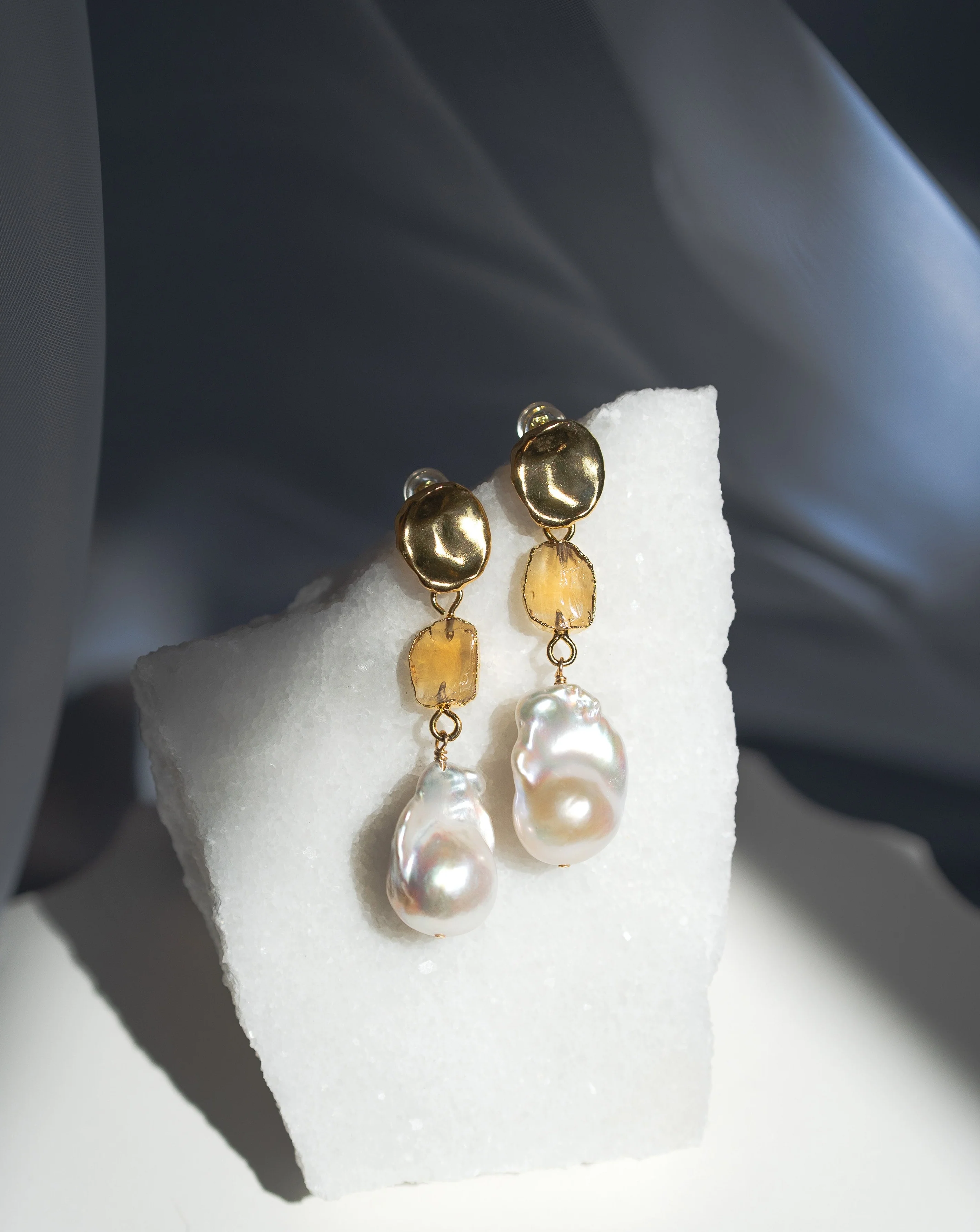 November Birthstone | Citrine Birthstones x Pearls Earrings - Image 3