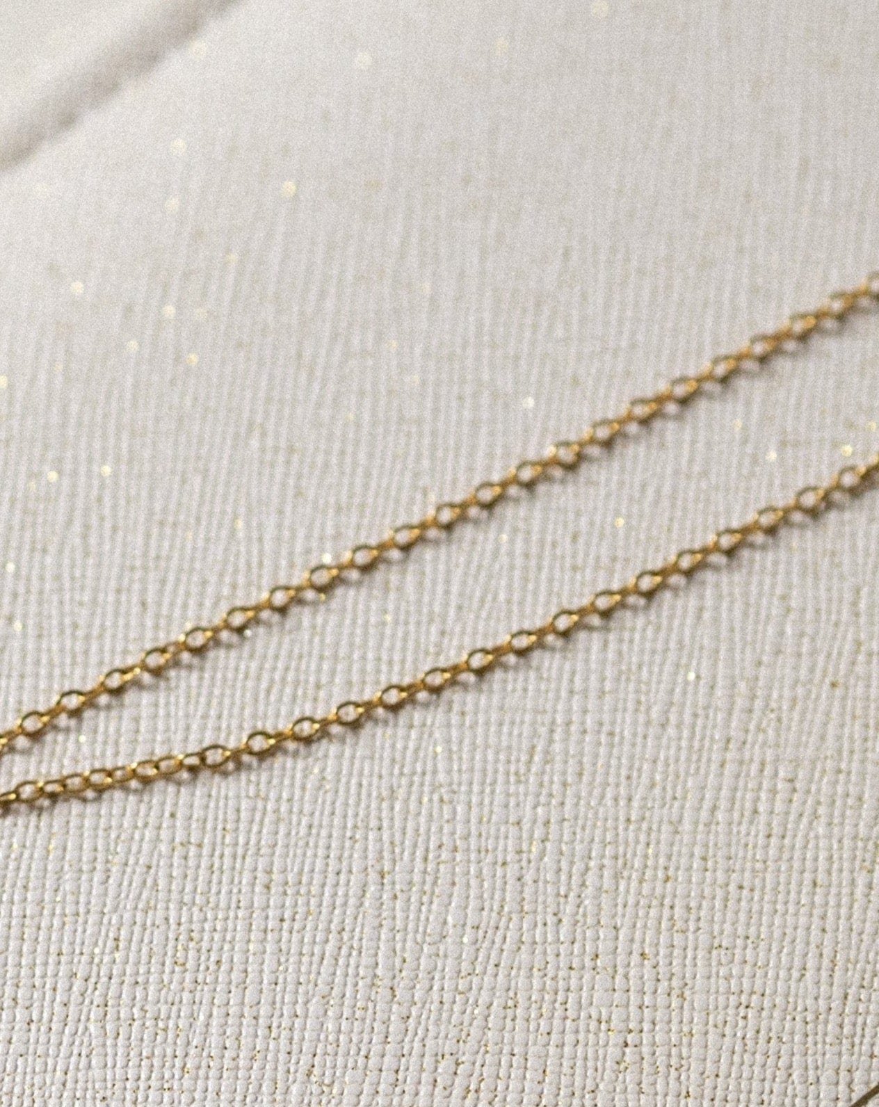 Plain Chain Bracelet - Image 3