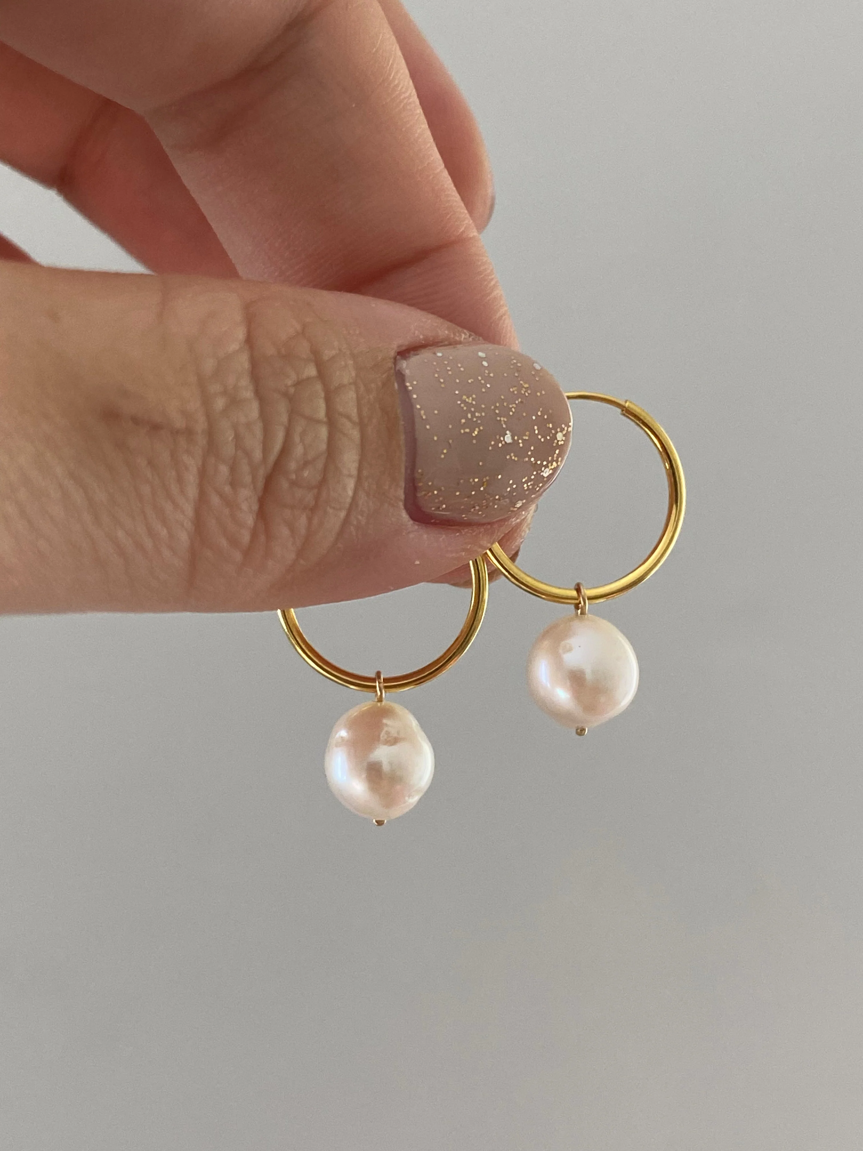 Rei Pearl Hoops - Image 4