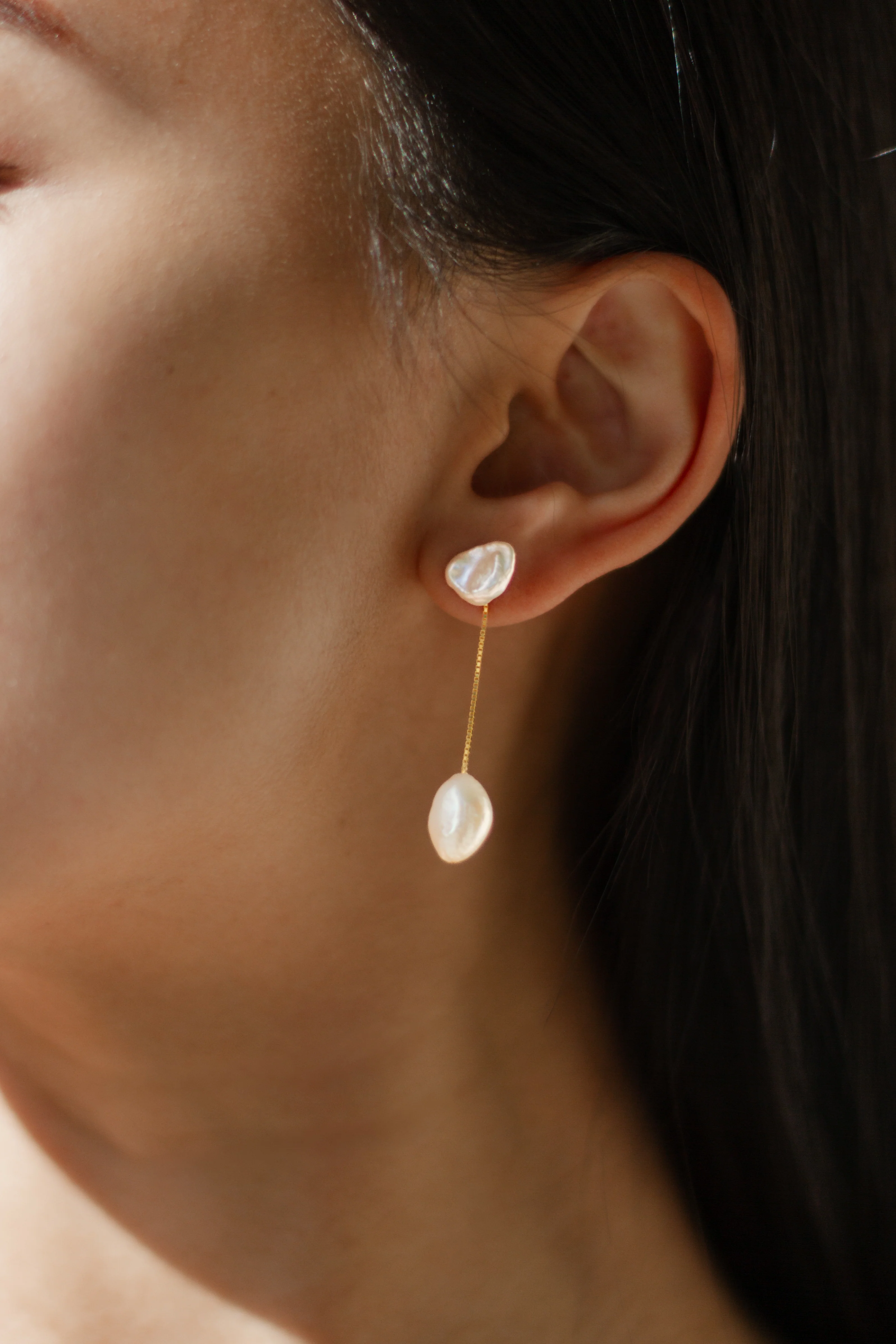 Simone Pearl Earrings - Image 2