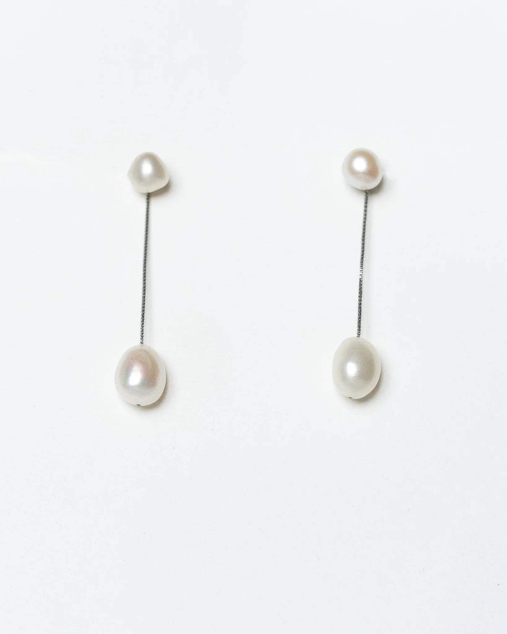 Simone Pearl Earrings - Image 7