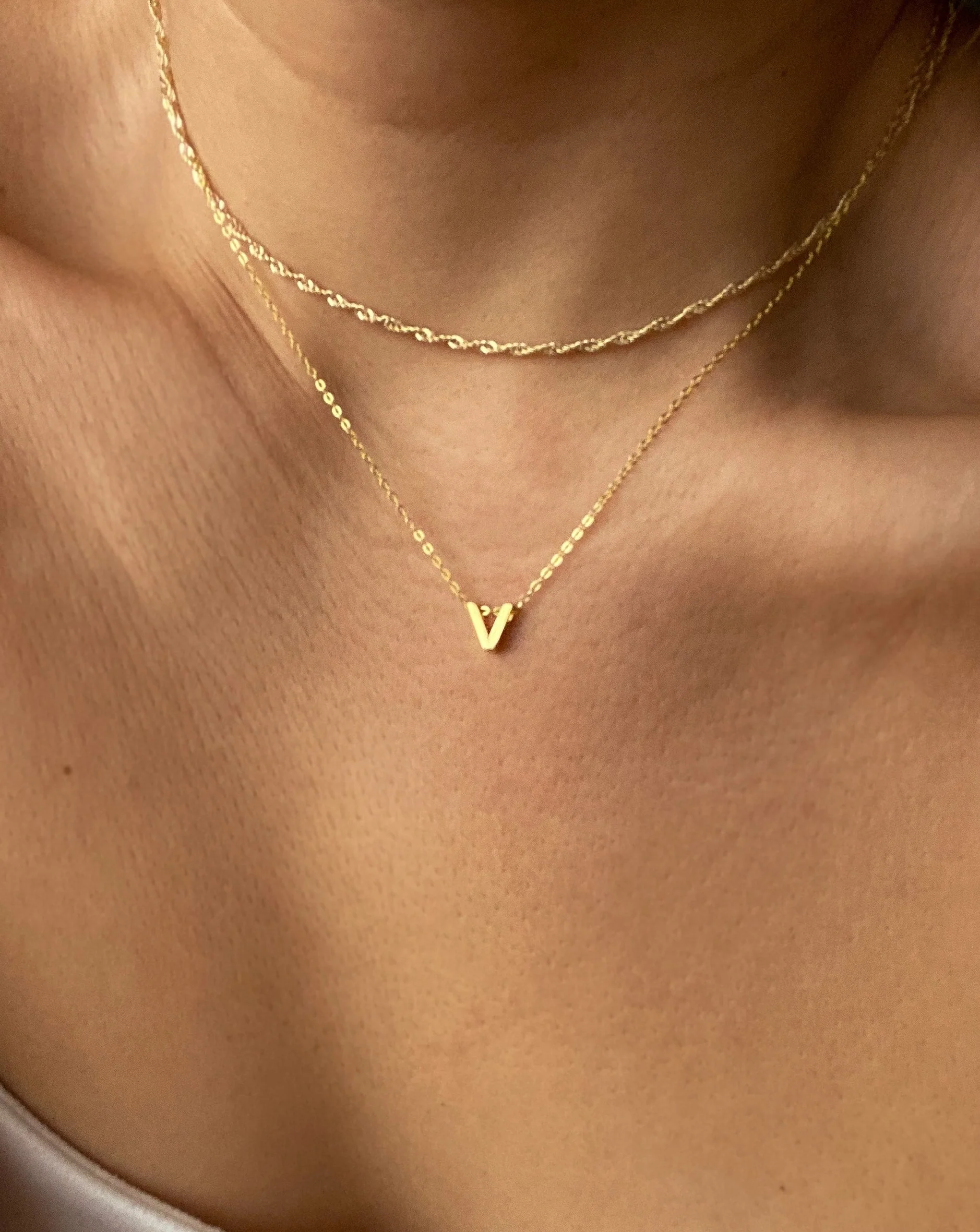 V - Alphabet Necklace - Image 3